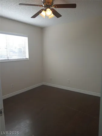 $2,250 | 4015 Ridgewood Avenue, Las Vegas, NV 89120