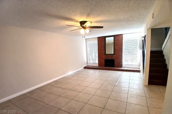$2,250 | 4015 Ridgewood Avenue, Las Vegas, NV 89120
