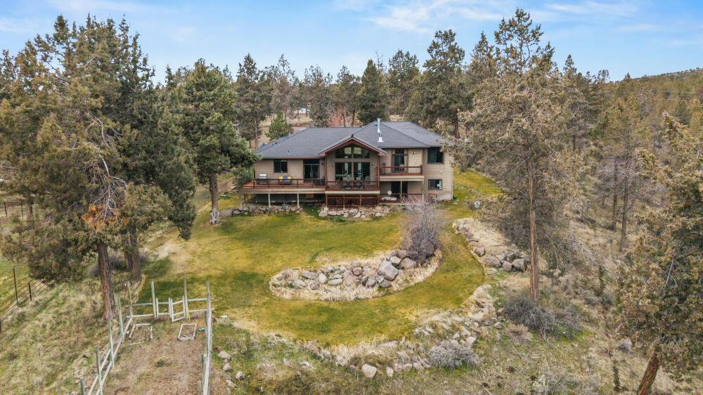 6447 Jake Road Klamath Falls, OR 97601 - Photo 48 of 59