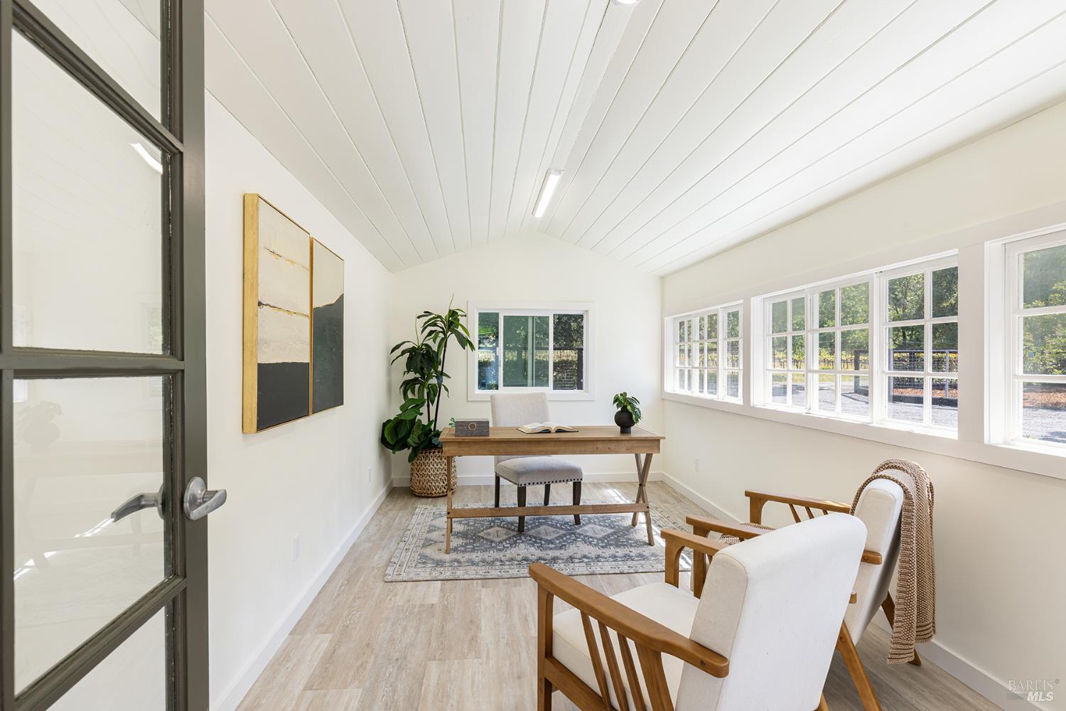 14734 Young Road Healdsburg, CA 95448 - Photo 15 of 51