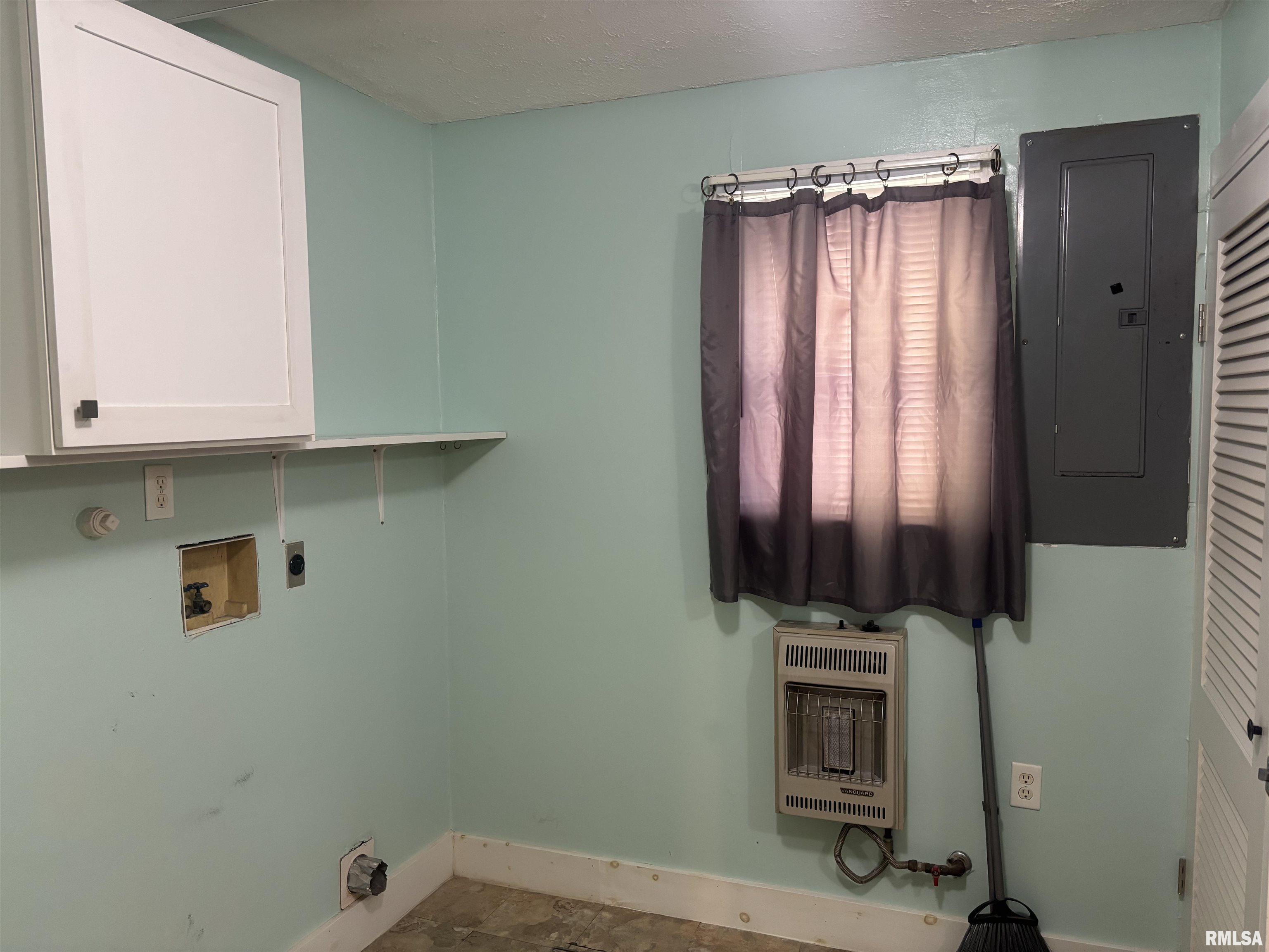 214 South Sherman Street Girard, IL 62640 - Photo 15 of 22