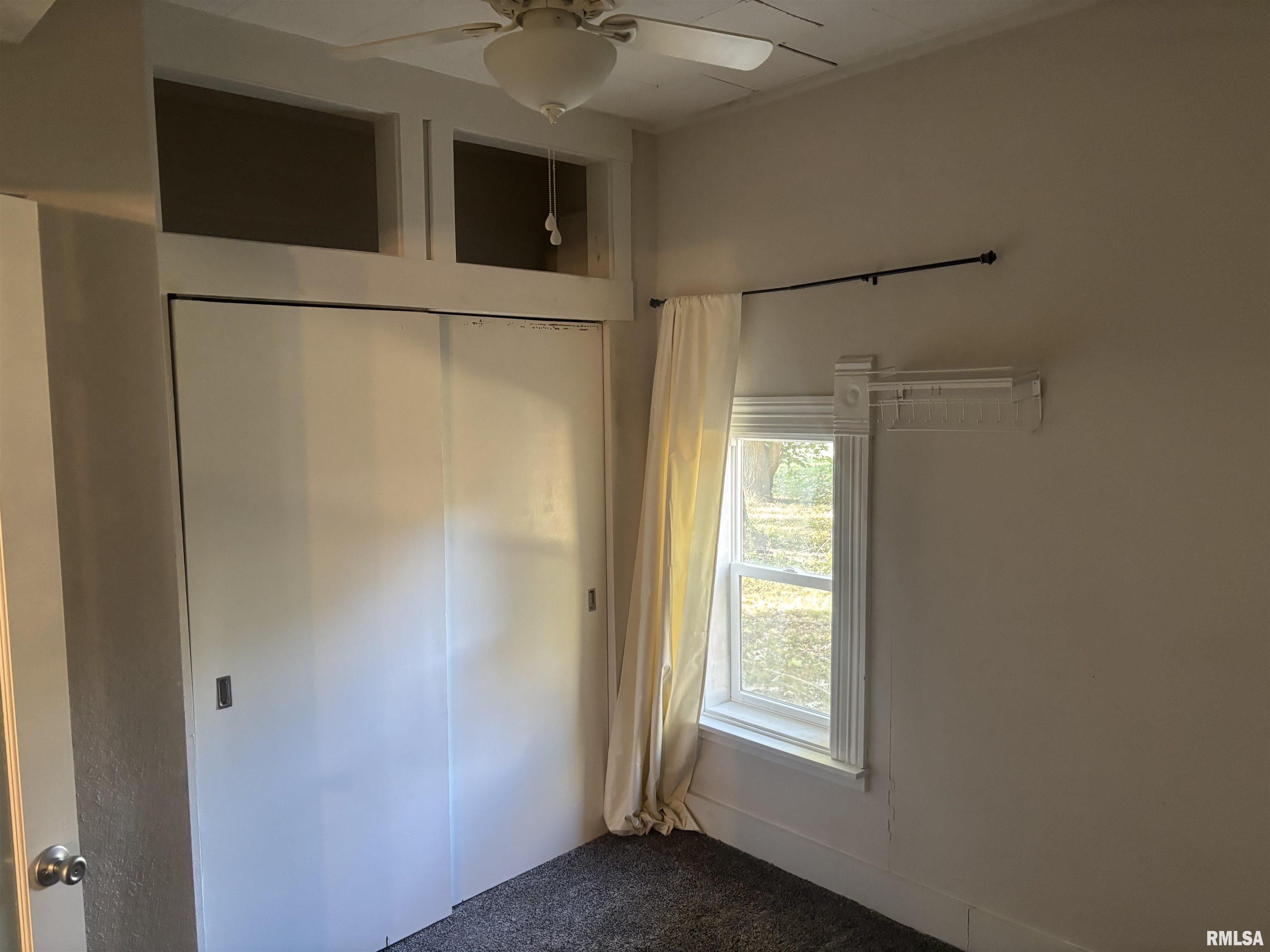 214 South Sherman Street Girard, IL 62640 - Photo 8 of 22