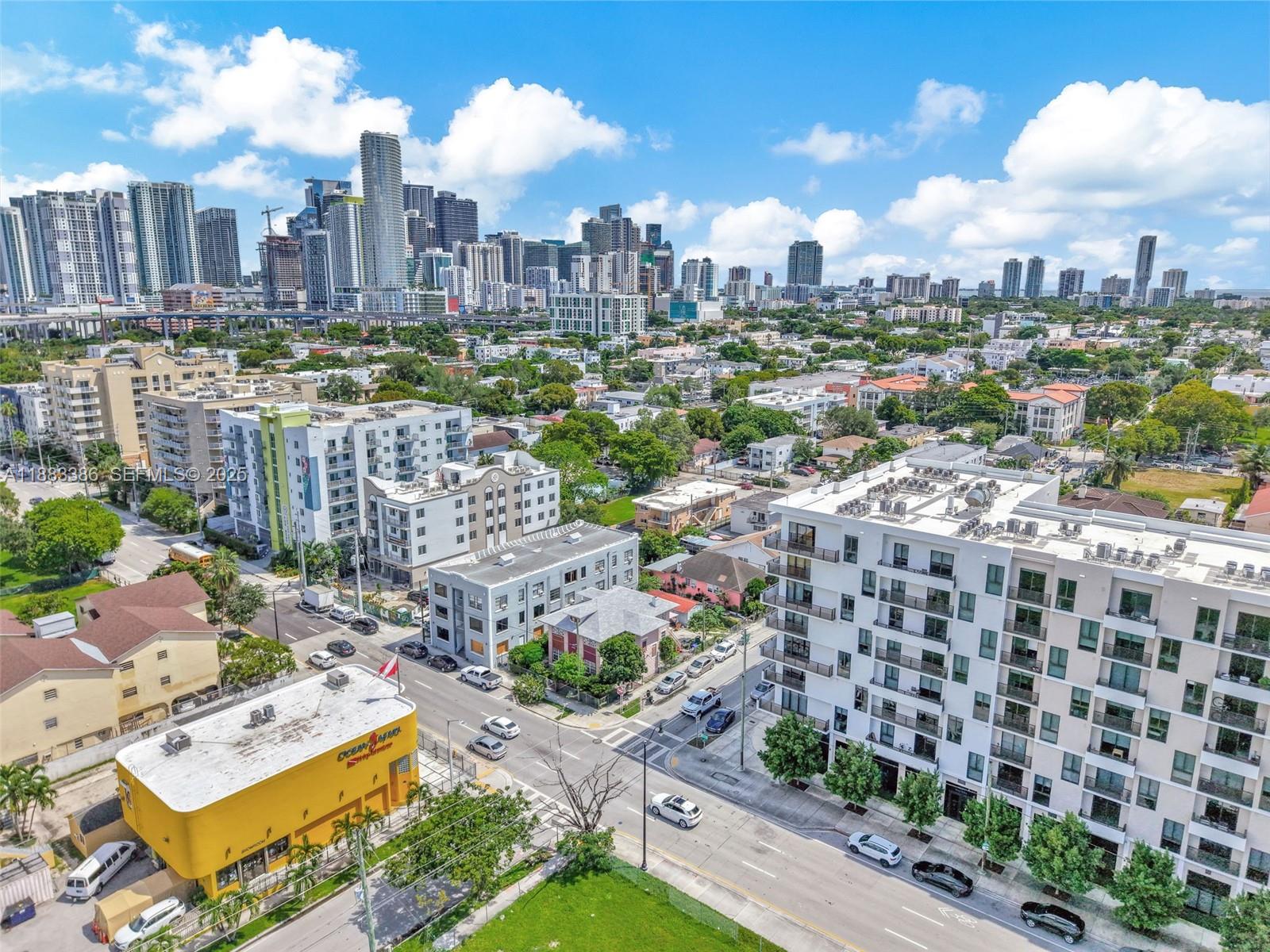 676 Southwest 1st Street Miami, FL 33130 - Photo 4 of 7