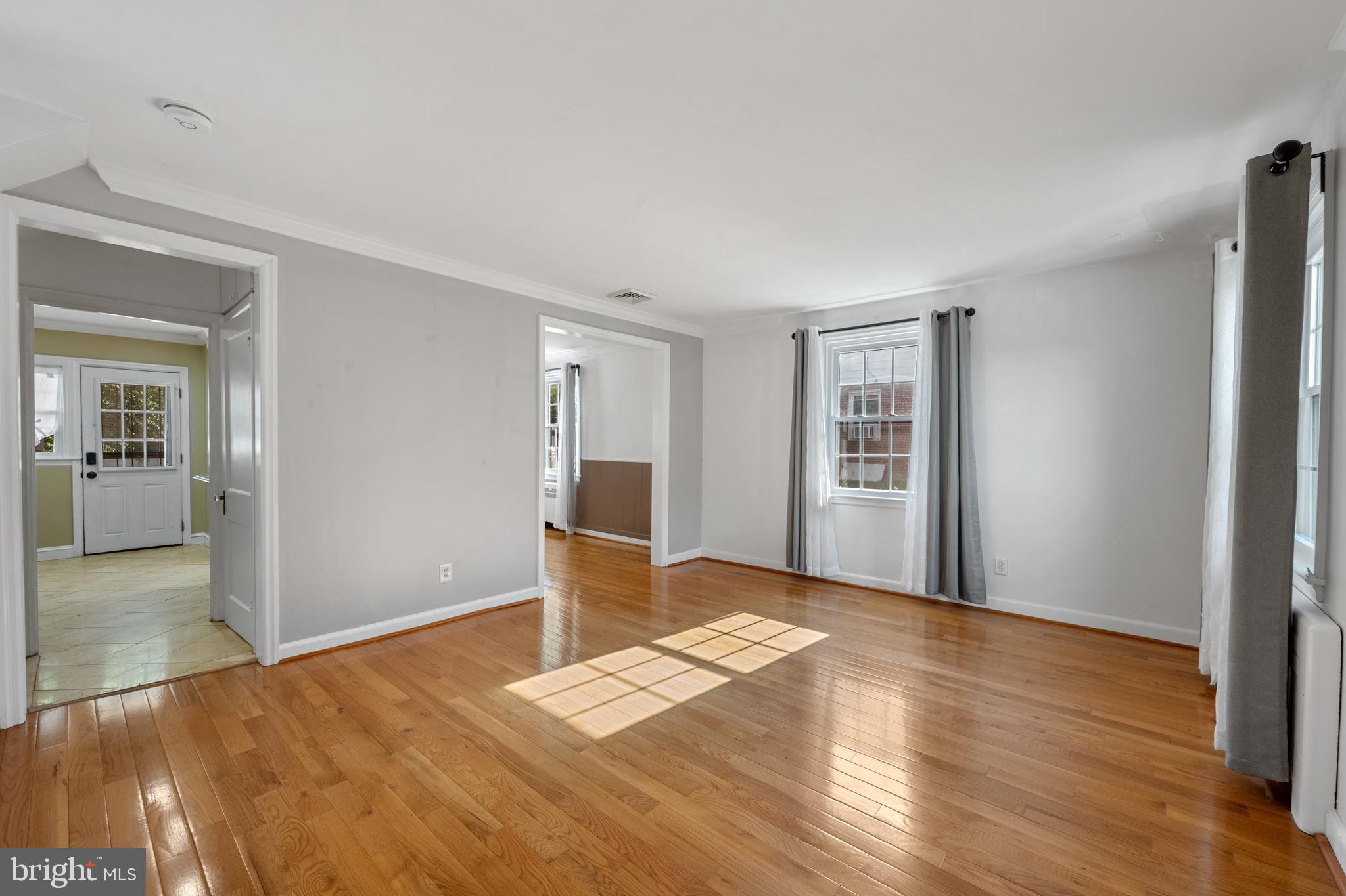 2713 Cheswolde Road Baltimore, MD 21209 - Photo 5 of 41 Light filled Living Room