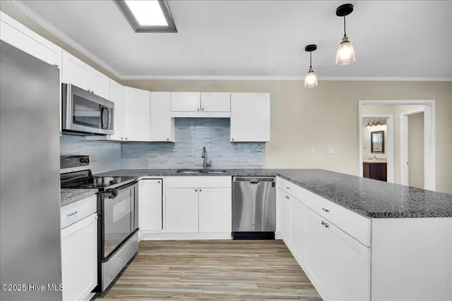 $689,990 | Undisclosed Address, Wilmington, NC 28403