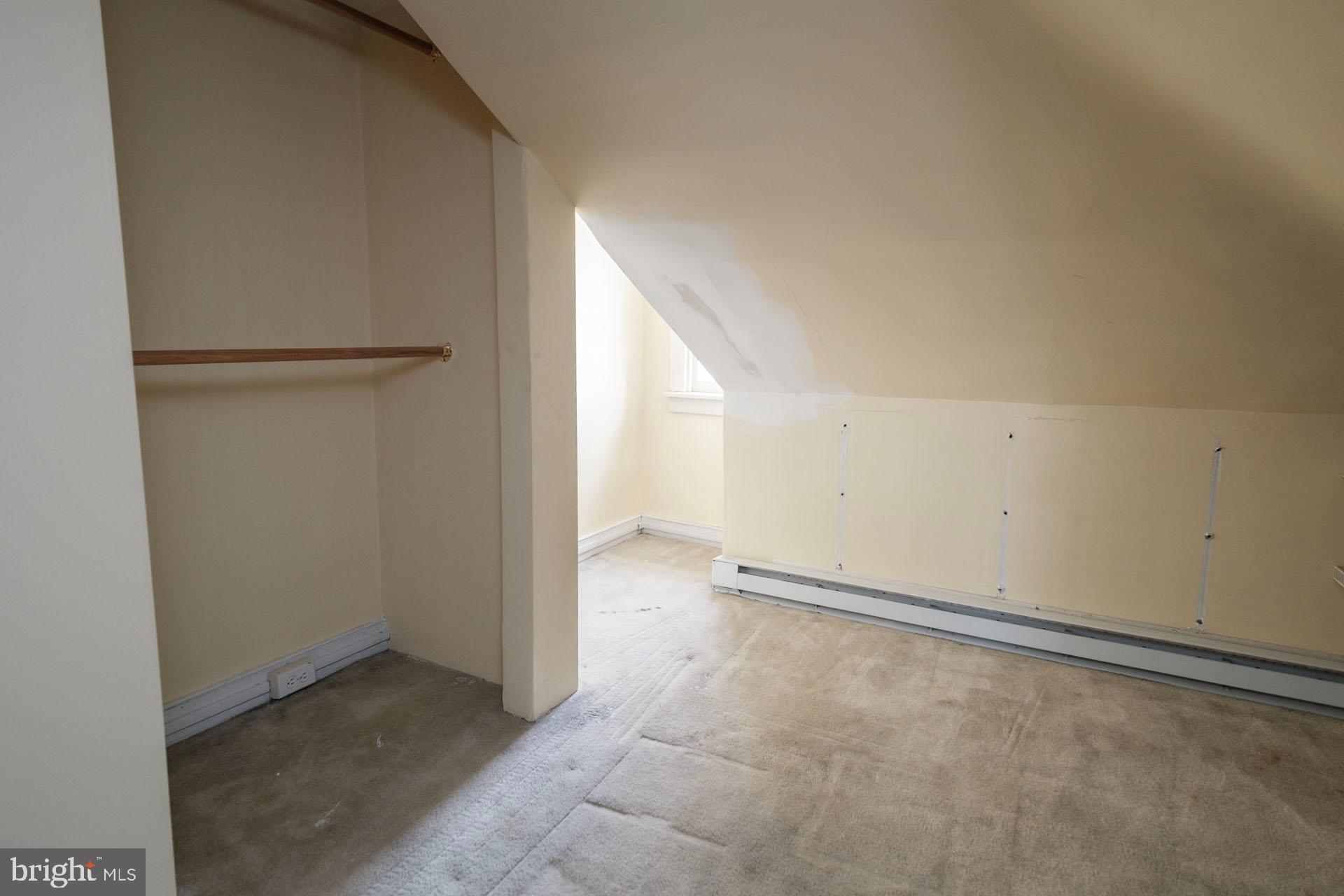 41 North Carroll Street Reading, PA 19611 - Photo 31 of 33 an empty room with a empty space