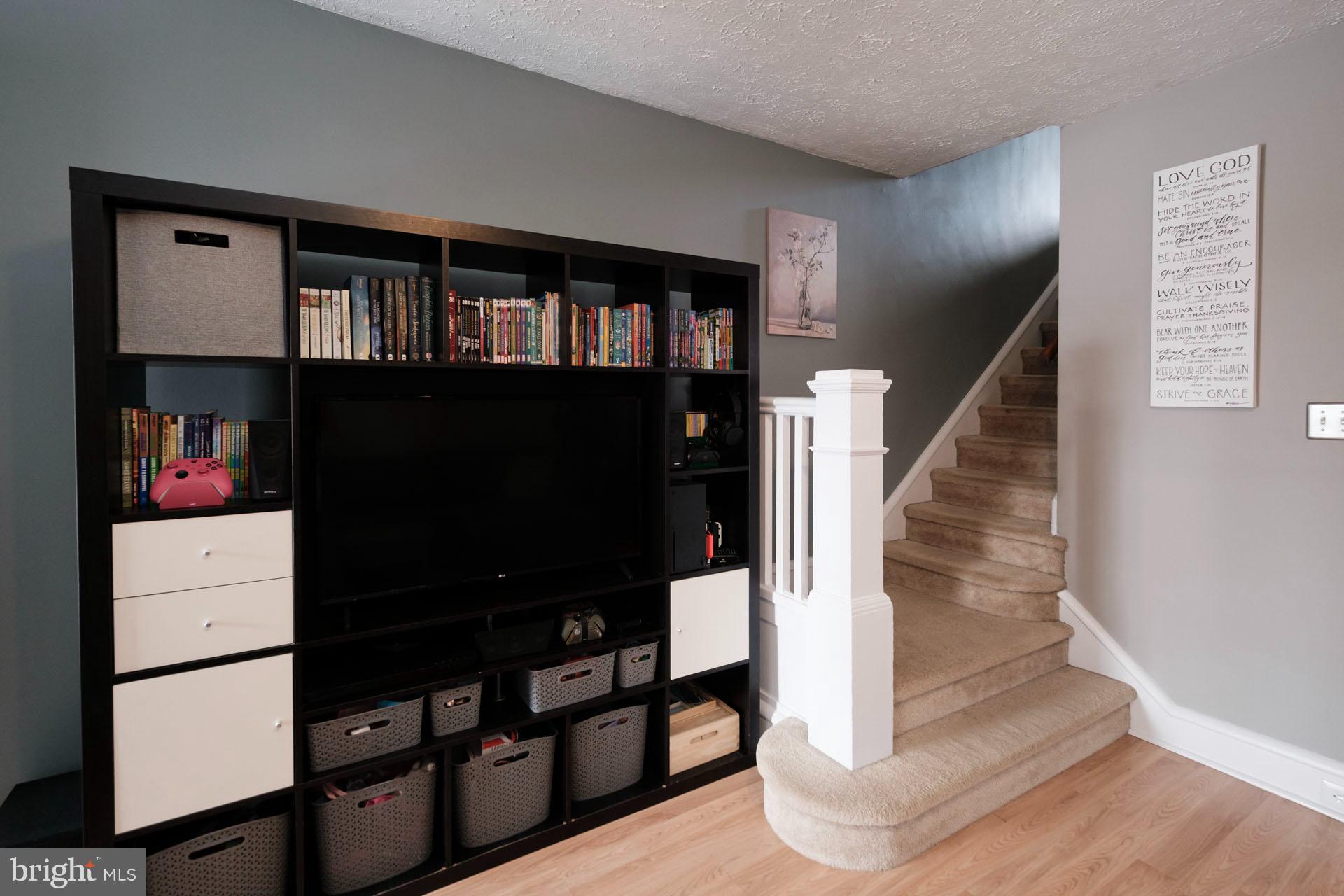 41 North Carroll Street Reading, PA 19611 - Photo 5 of 33 a view of entryway and hall with wooden floor