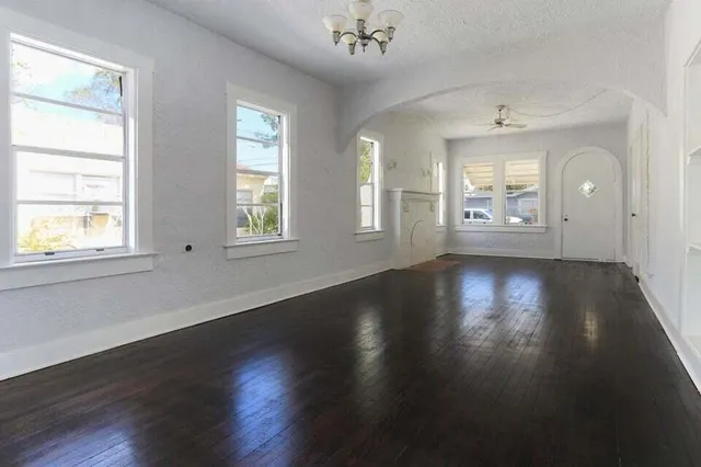 $2,800 | 4009 Garden Avenue, Unit A, West Palm Beach, FL 33405