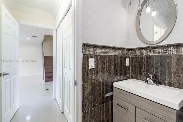 $3,800 | 11191 Southwest 17th Manor, Davie, FL 33324