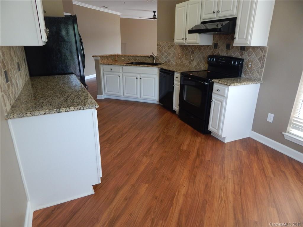 1300 Torrence Circle Davidson, NC 28036 - Photo 12 of 21