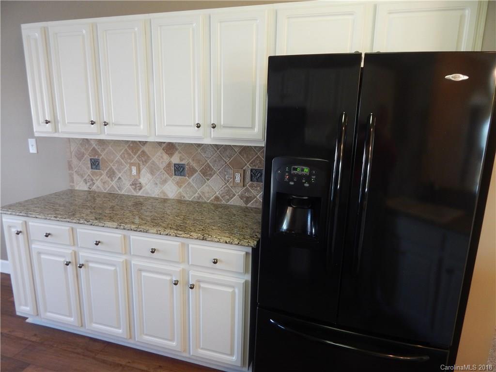 1300 Torrence Circle Davidson, NC 28036 - Photo 6 of 21