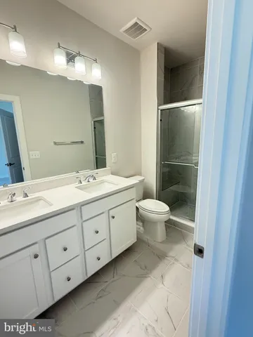 $3,550 | 2108 Acadia Road, Herndon, VA 20170