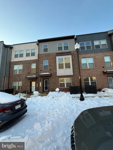 $3,550 | 2108 Acadia Road, Herndon, VA 20170