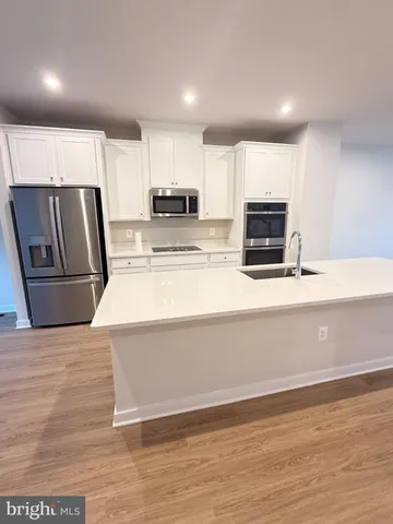 $3,550 | 2108 Acadia Road, Herndon, VA 20170