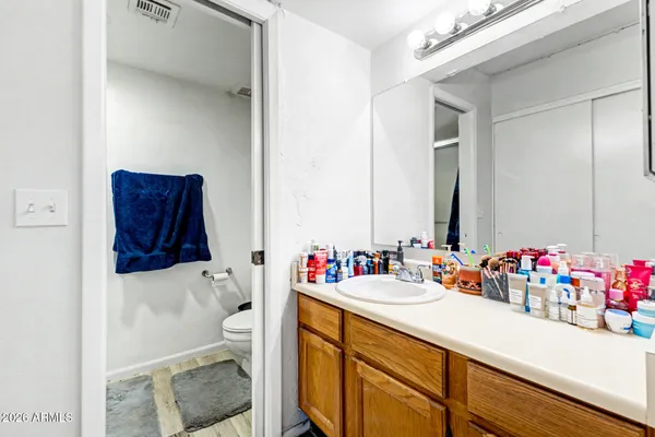 $220,000 | 3228 West Glendale Avenue, Unit 170, Phoenix, AZ 85051