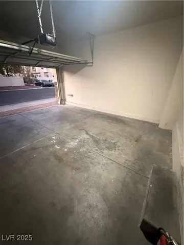 $1,805 | 6732 Lavender Lilly Lane, Unit 2, North Las Vegas, NV 89084