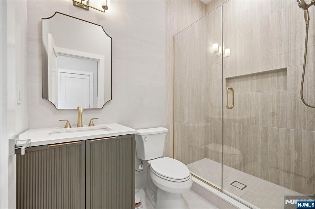 59 Wynnewood Road Livingston, NJ 07039 - Photo 10 of 34 Gallery Image 10
