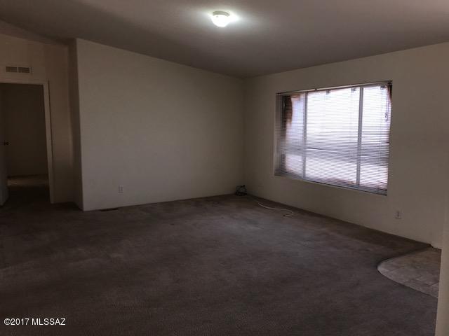 5306 North Whitetail Road Marana, AZ 85653 - Photo 7 of 20