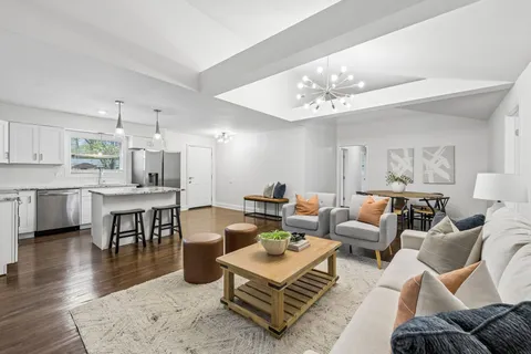 $525,000 | 5008 Suter Drive, Nashville, TN 37211