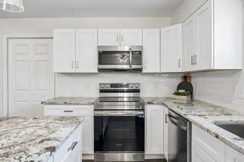 $525,000 | 5008 Suter Drive, Nashville, TN 37211