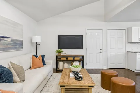 $525,000 | 5008 Suter Drive, Nashville, TN 37211