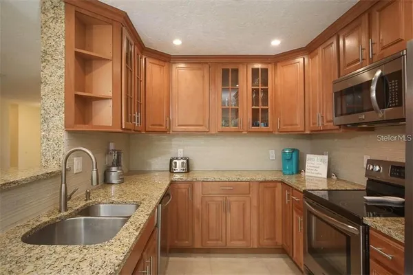 $4,750 | 2943 Tuckerstown Drive, Sarasota, FL 34231