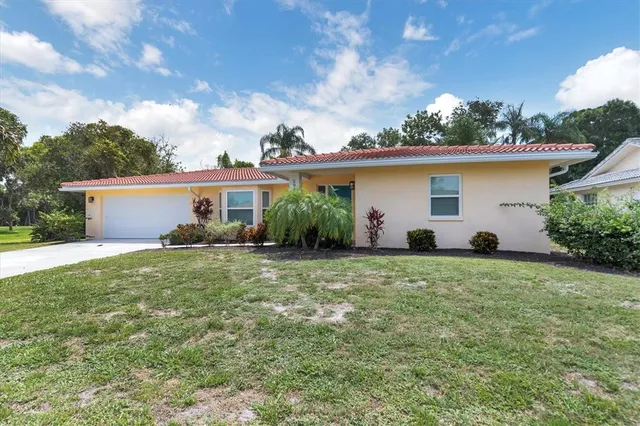 $5,950 | 2943 Tuckerstown Drive, Sarasota, FL 34231