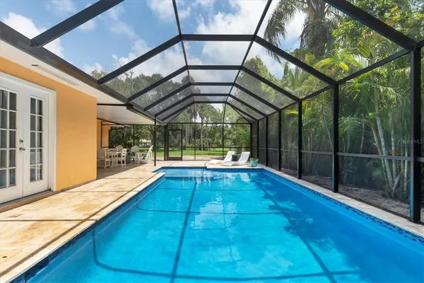 $4,750 | 2943 Tuckerstown Drive, Sarasota, FL 34231