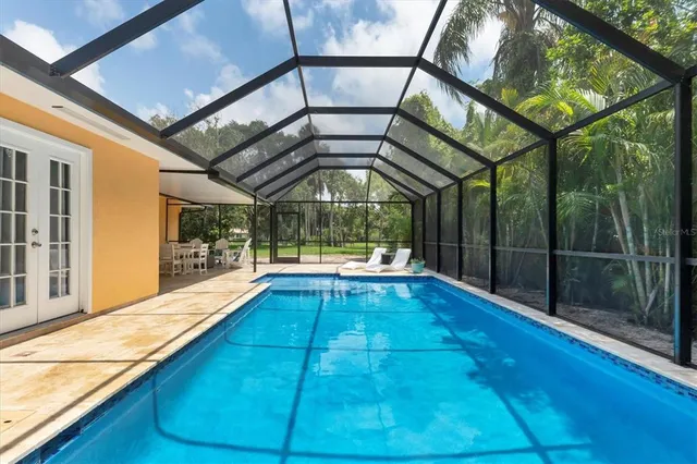 $5,950 | 2943 Tuckerstown Drive, Sarasota, FL 34231