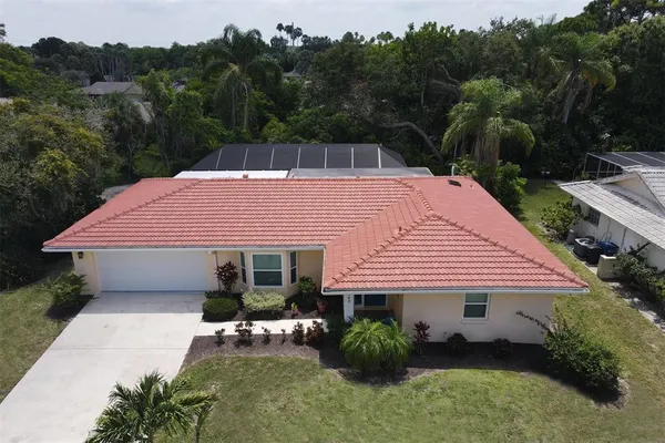$4,750 | 2943 Tuckerstown Drive, Sarasota, FL 34231