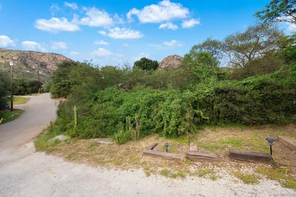 $90,000 | Silverbrook Drive, El Cajon, CA 92019