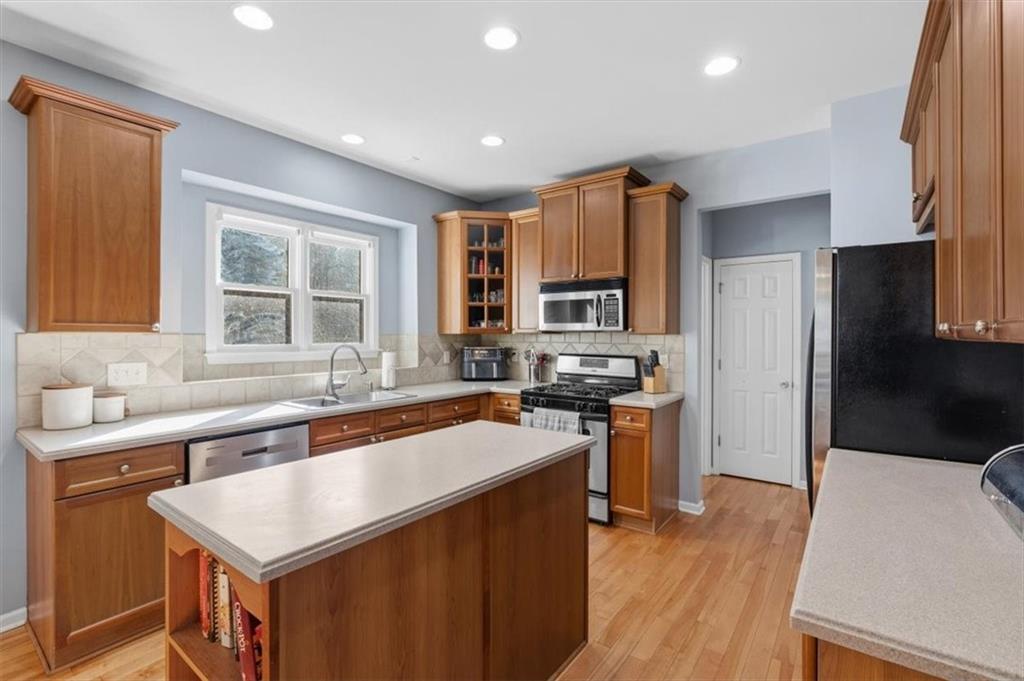 175 Gellmore Lane Acworth, GA 30101 - Photo 12 of 71