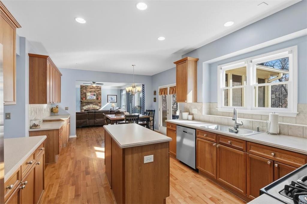 175 Gellmore Lane Acworth, GA 30101 - Photo 15 of 71