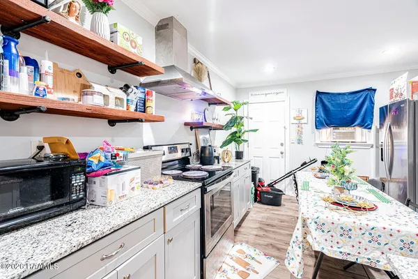 $900 | 800 North St Antoine Street, Lafayette, LA 70501