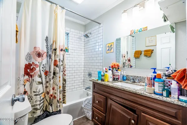 $900 | 800 North St Antoine Street, Lafayette, LA 70501