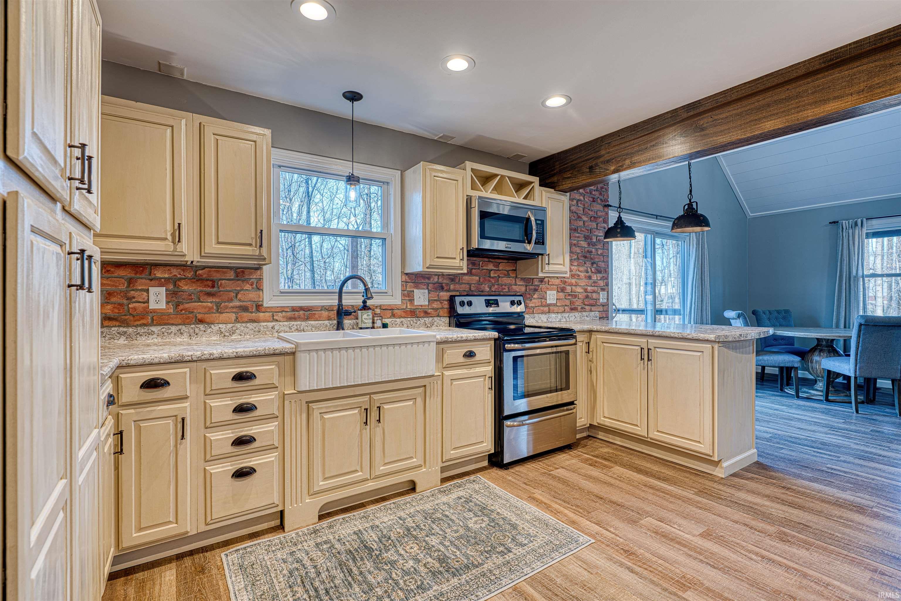 975 South 230 West Princeton, IN 47670 - Photo 12 of 36