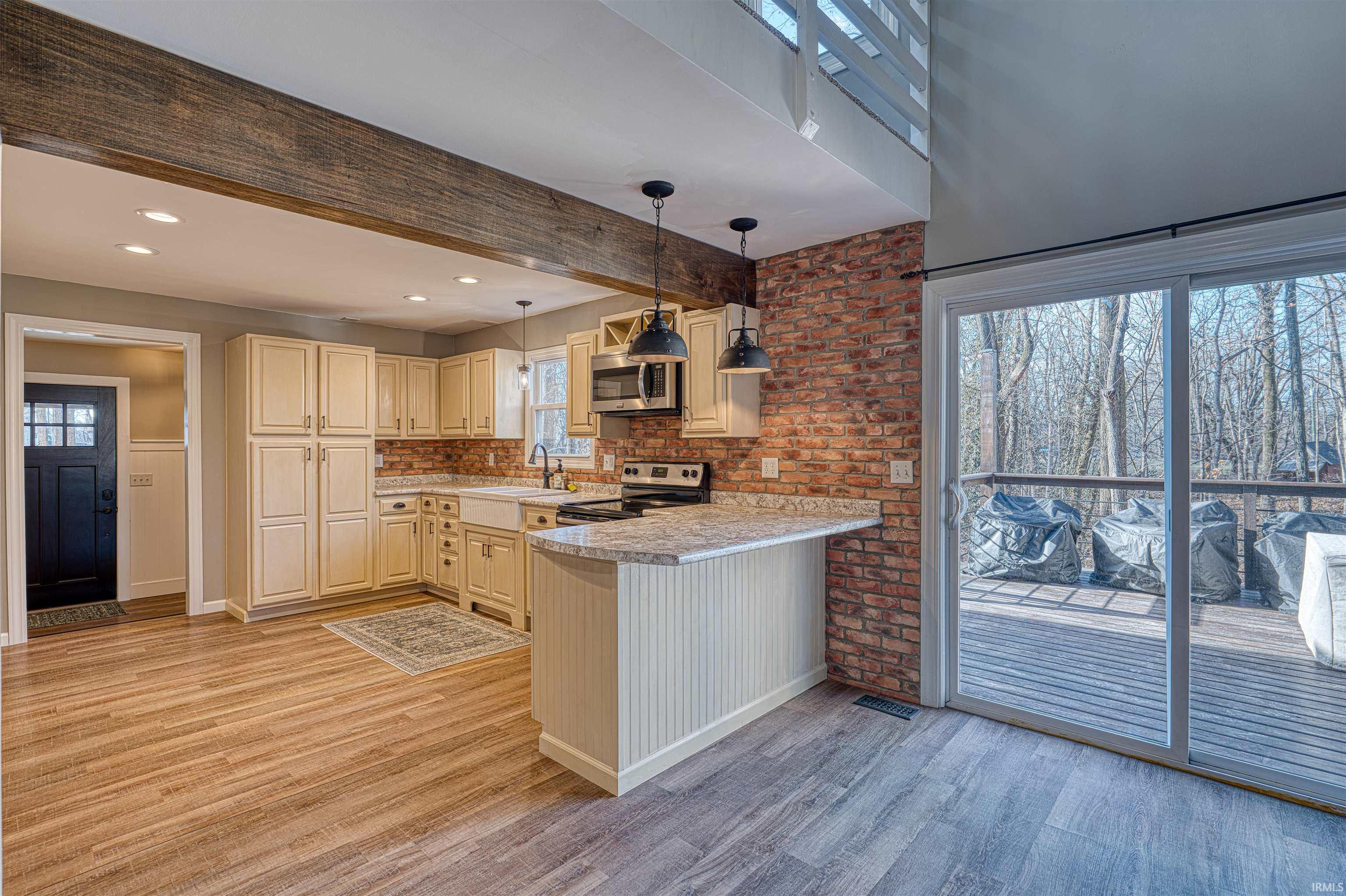 975 South 230 West Princeton, IN 47670 - Photo 10 of 36