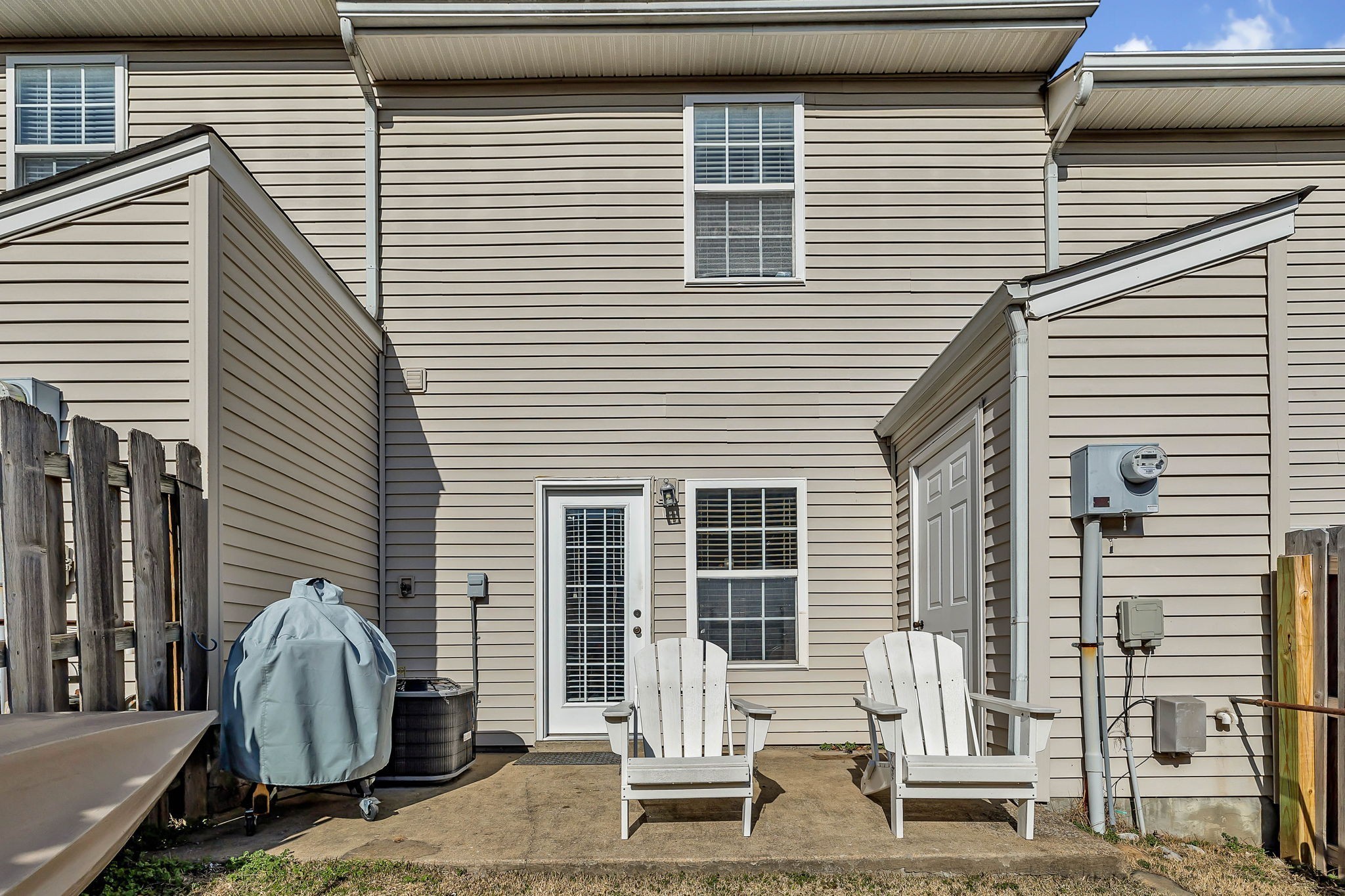 1101 Downs Boulevard, Unit I104 Franklin, TN 37064 - Photo 22 of 22 a front view of a house with parking
