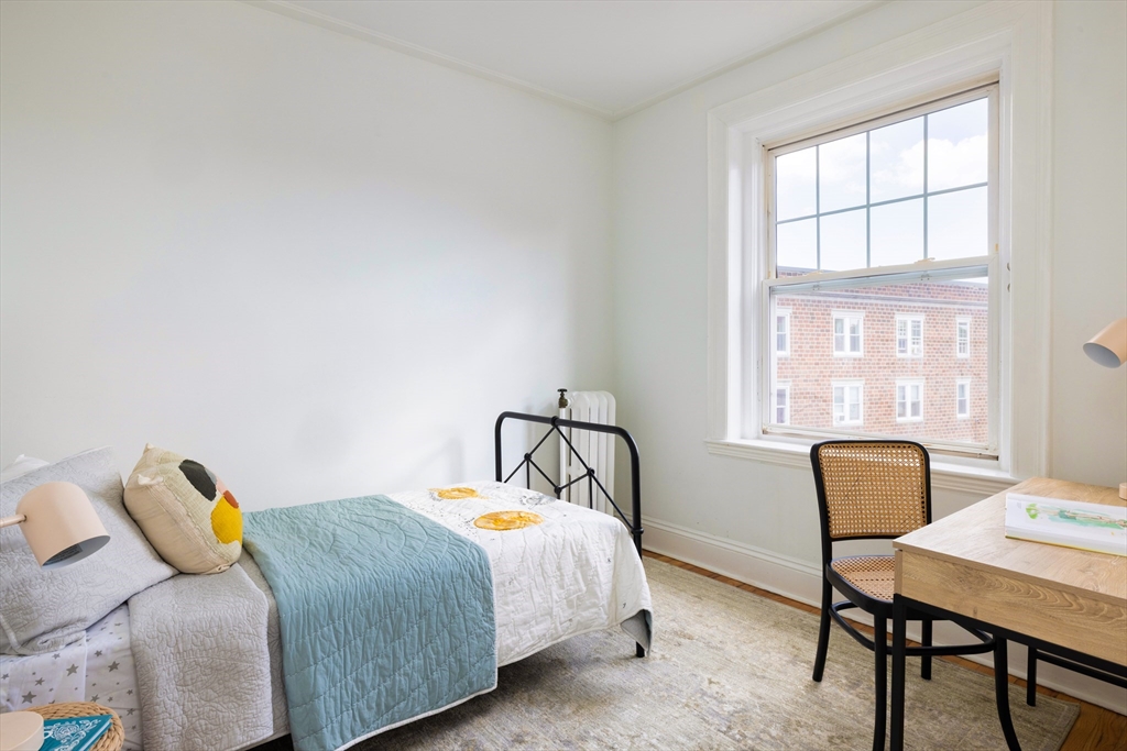 193 Pleasant Street, Unit 6 Brookline, MA 02446 - Photo 13 of 15