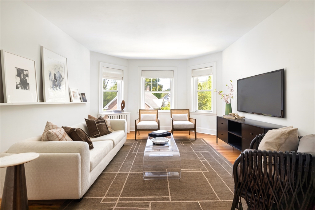 193 Pleasant Street, Unit 6 Brookline, MA 02446 - Photo 3 of 15