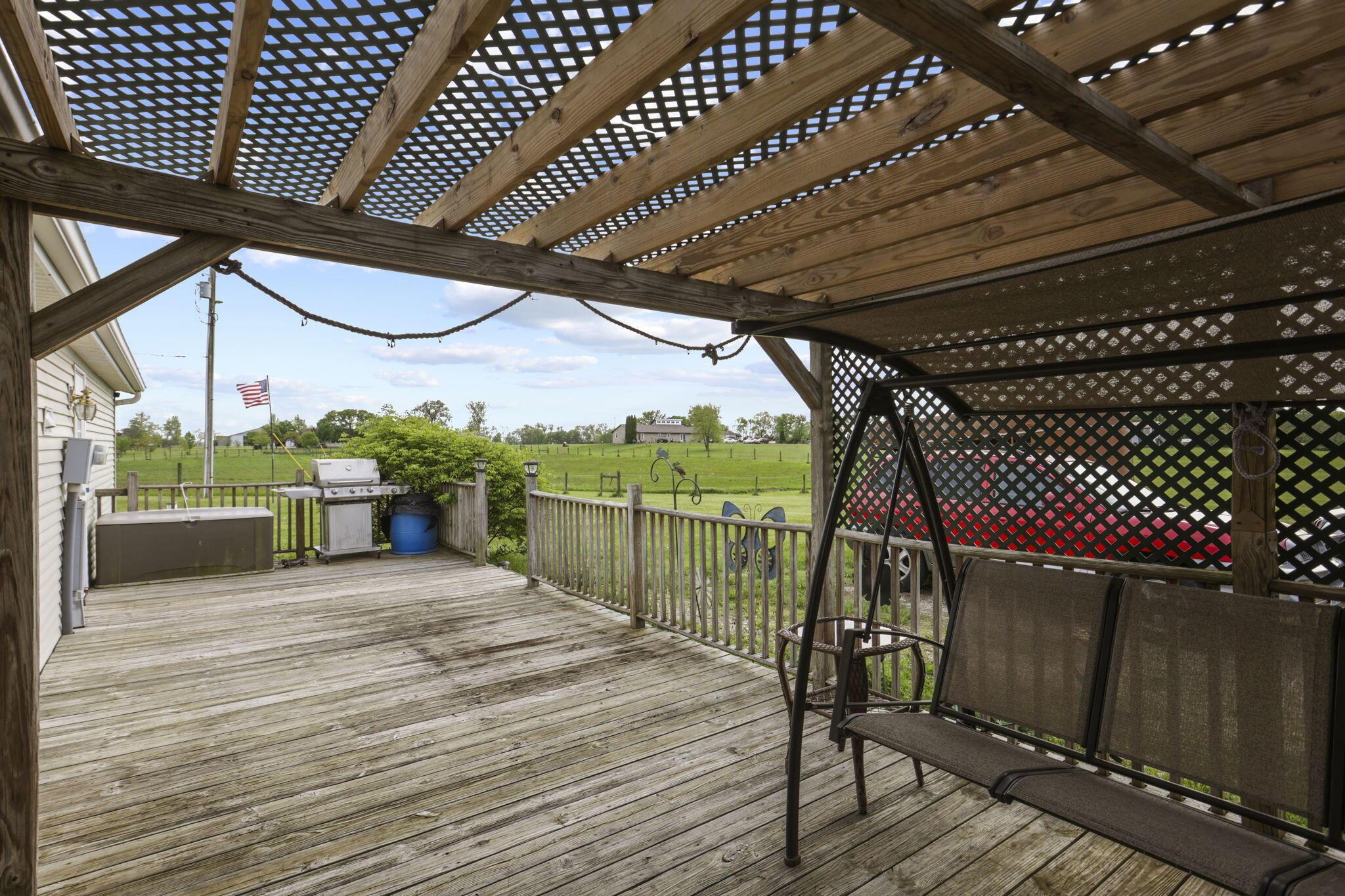 11791 Coontz Road Orient, OH 43146 - Photo 30 of 51 Shaded Back Deck