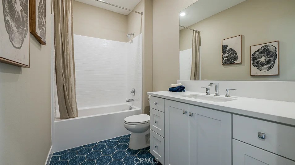 2201 Aneto Way Santa Paula, CA 93060 - Photo 14 of 29 Photos shown are of model only- not actual homesite.