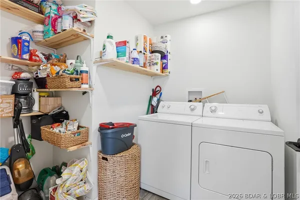 $279,900 | 1464 North Oak Street, Eldon, MO 65026