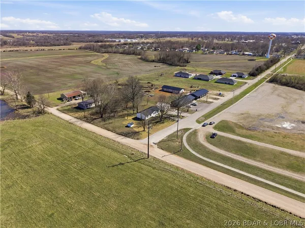 $279,900 | 1464 North Oak Street, Eldon, MO 65026