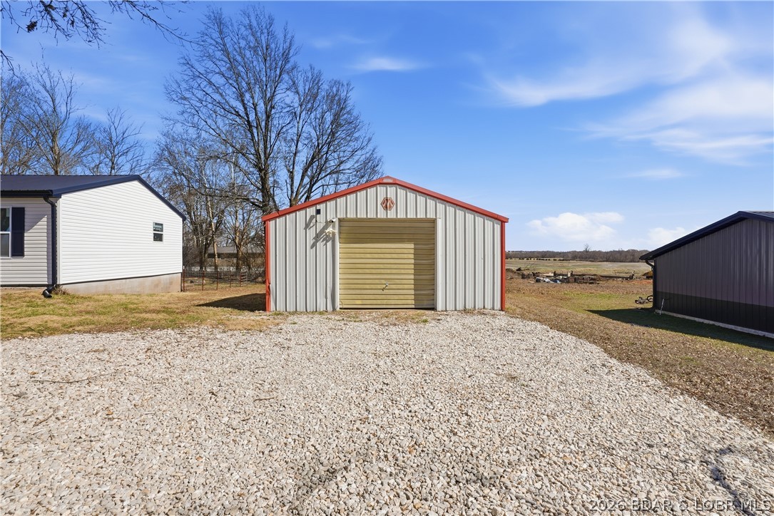1464 North Oak Street Eldon, MO 65026 - Photo 3 of 34