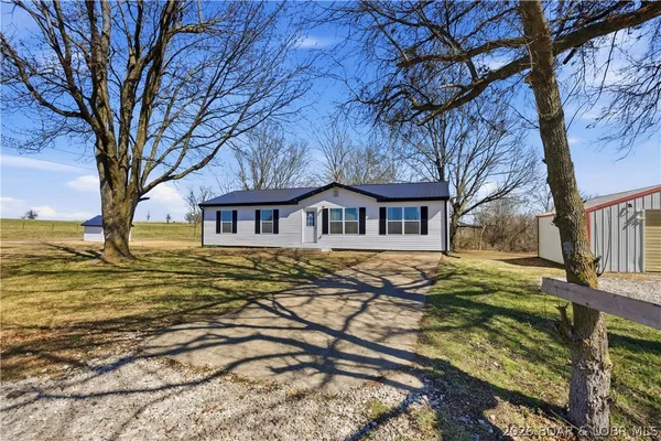 $279,900 | 1464 North Oak Street, Eldon, MO 65026