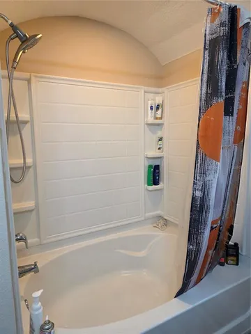 $2,300 | 104 Kelly Thomas Way, Unit 104, Daytona Beach, FL 32124