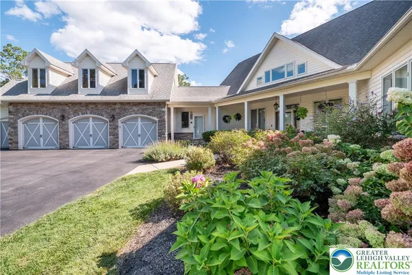 $1,165,000 | 6410 Sweetbriar Lane, Zionsville, PA 18092