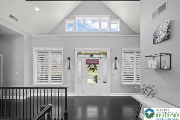 $1,165,000 | 6410 Sweetbriar Lane, Zionsville, PA 18092
