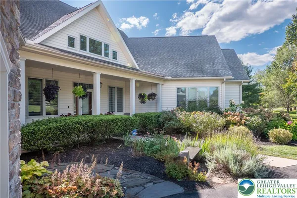 $1,165,000 | 6410 Sweetbriar Lane, Zionsville, PA 18092
